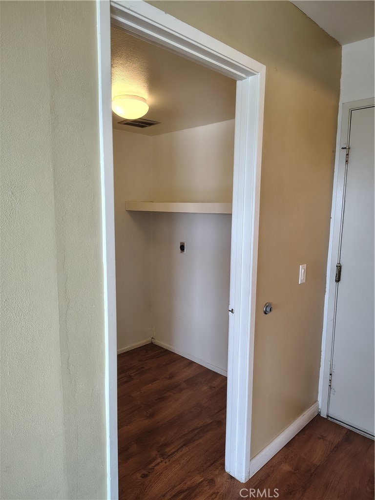 16907 Royal View Property Photo 2