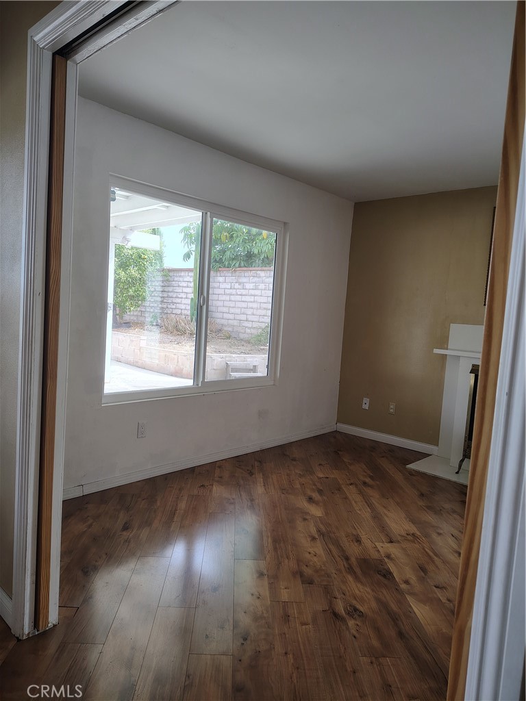 16907 Royal View Property Photo 3