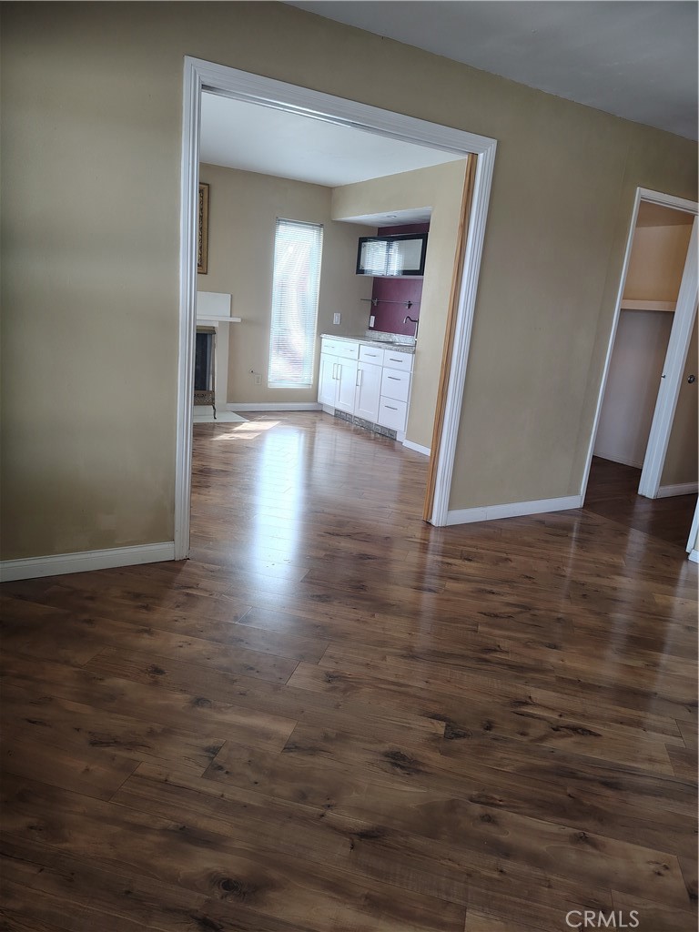 16907 Royal View Property Photo 5