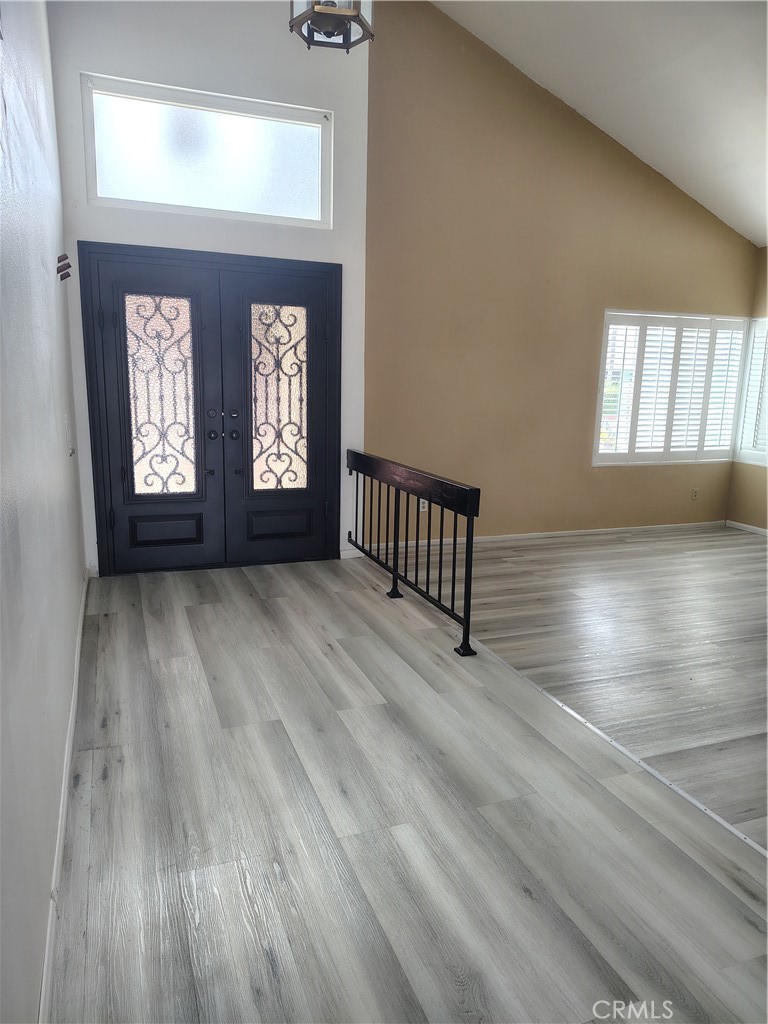 16907 Royal View Property Photo 9