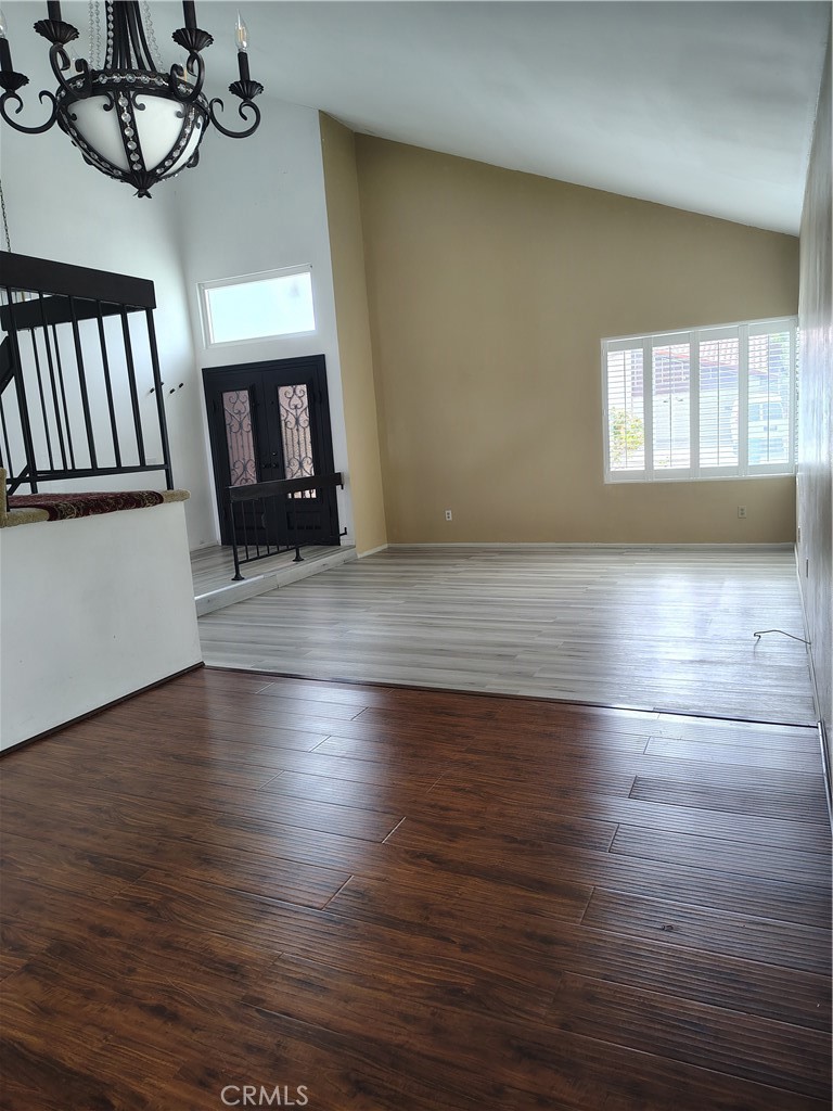 16907 Royal View Property Photo 12