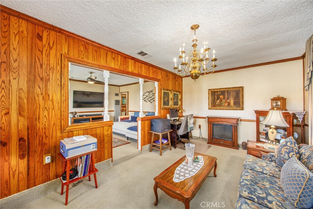 14719 Boyle Property Photo 11