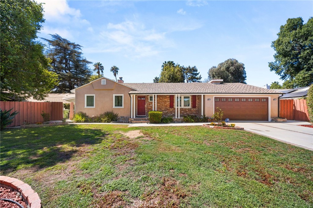 8847 White Oak Avenue Property Photo 9