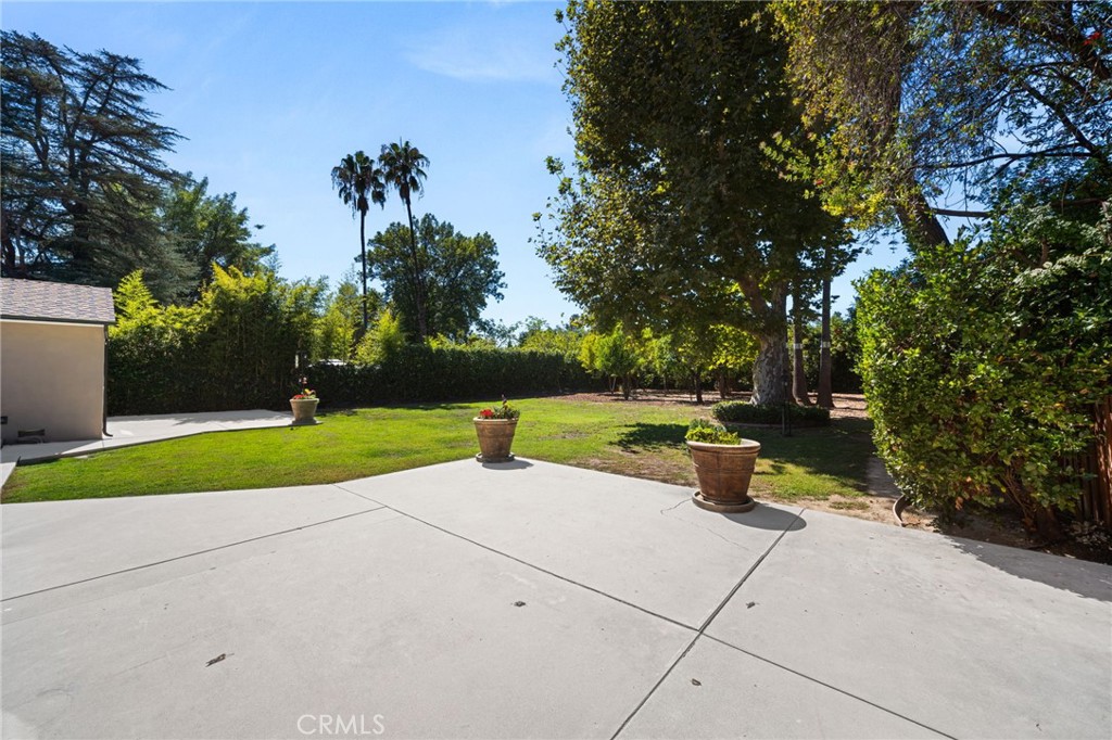 8847 White Oak Avenue Property Photo 53