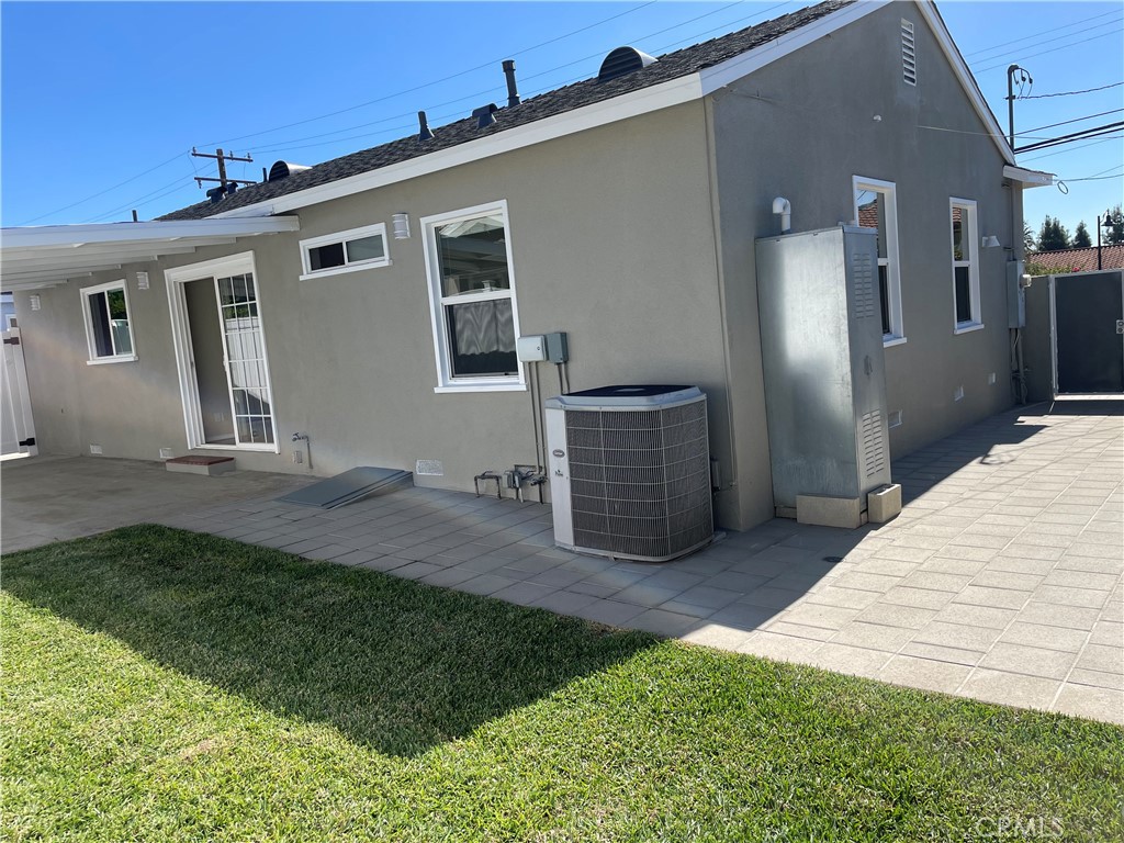 1623 A 3rd Street Property Photo 22