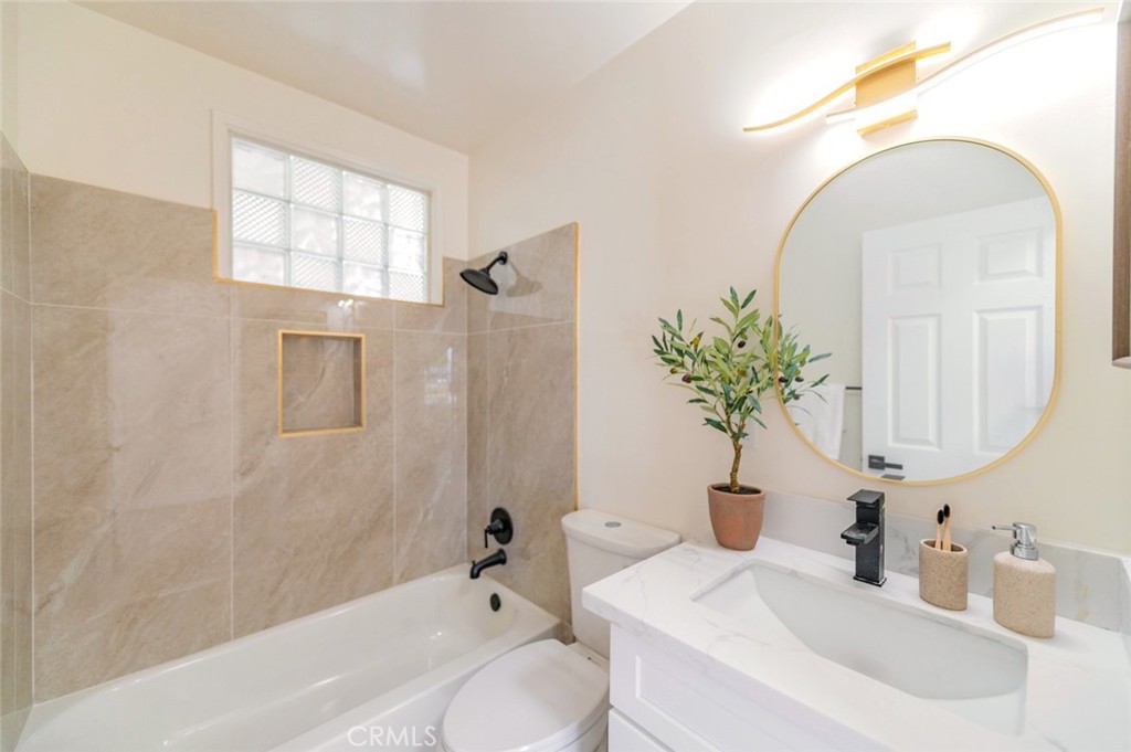 15519 Gard Property Photo 13