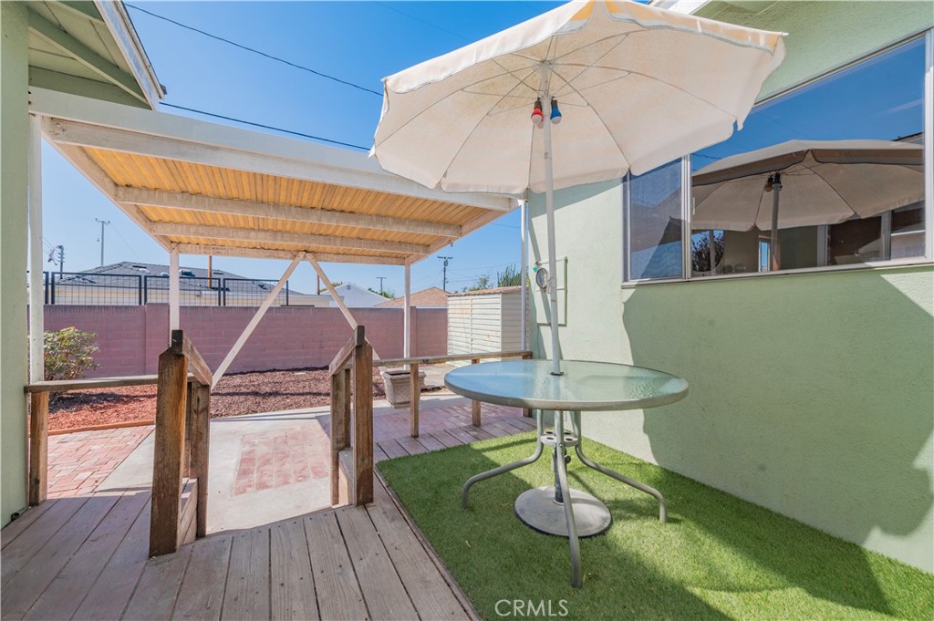 15519 Gard Property Photo 24