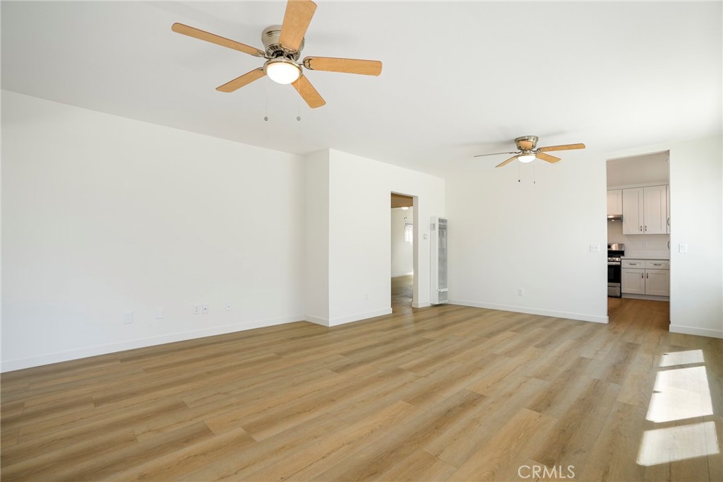2714 Walnut Street Property Photo 8