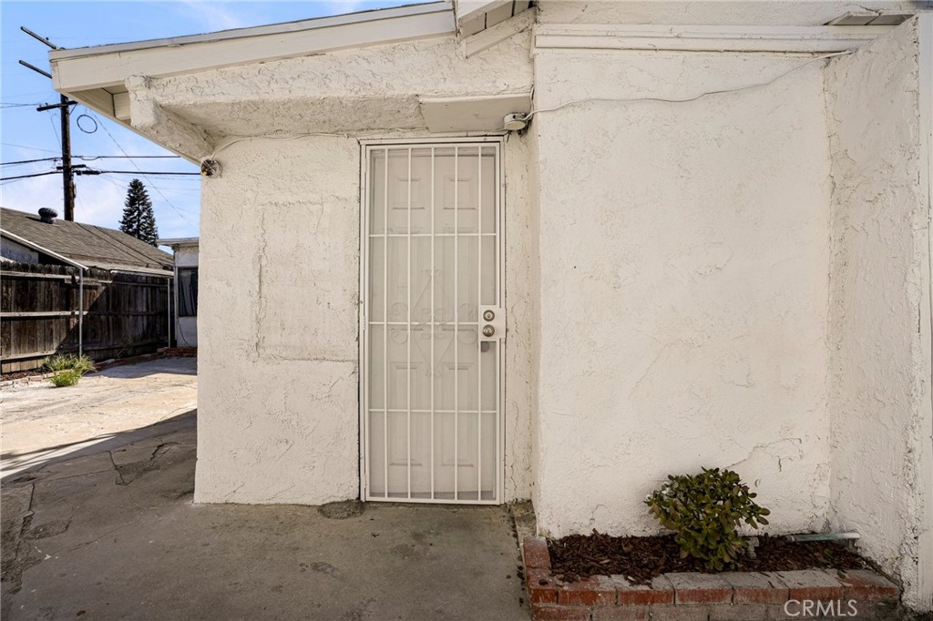 2714 Walnut Street Property Photo 29