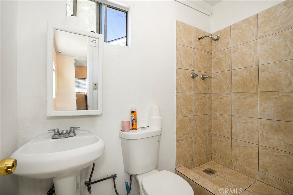 2714 Walnut Street Property Photo 34