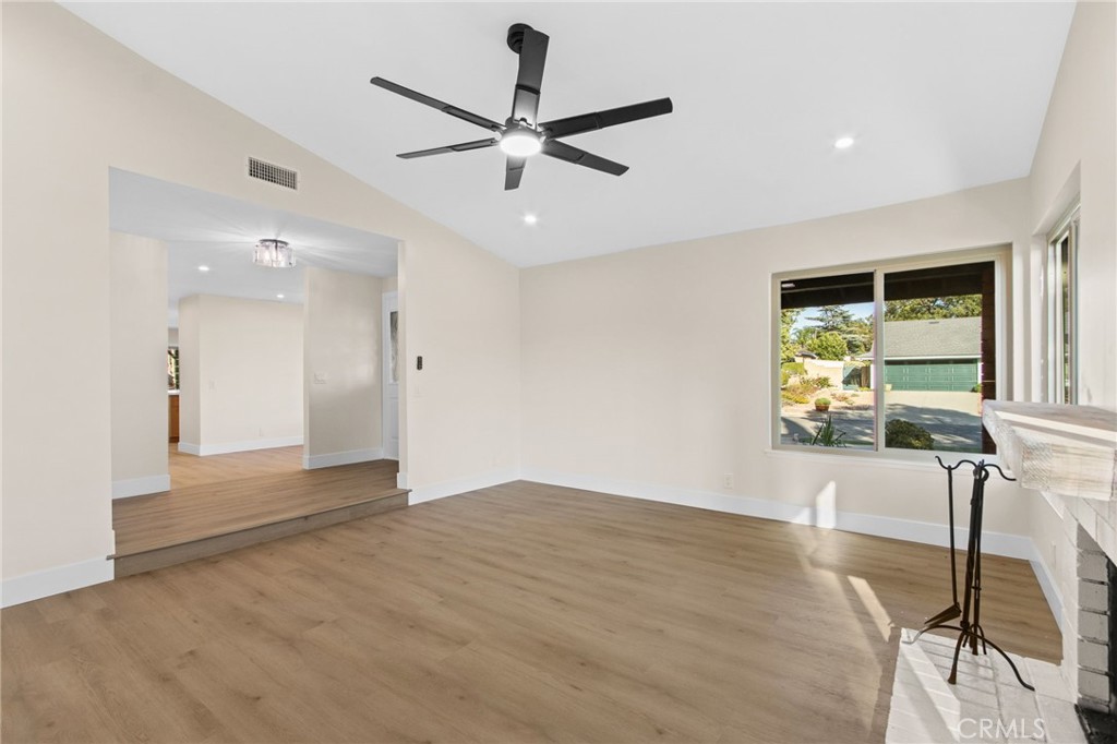 10002 Ashford Court Property Photo 13