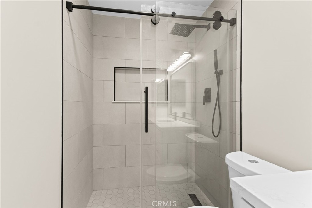 10002 Ashford Court Property Photo 32
