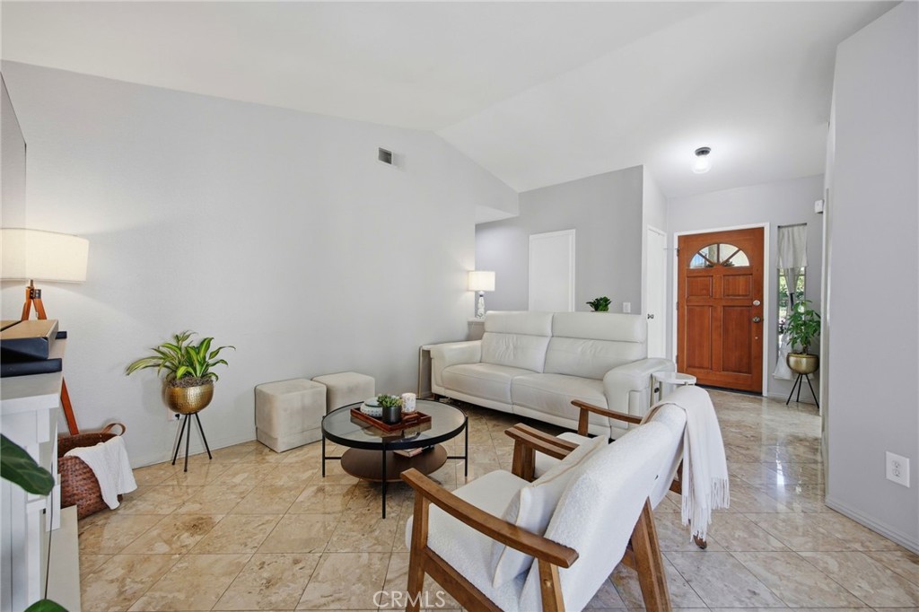 6393 Kettle Peak Place Property Photo 15