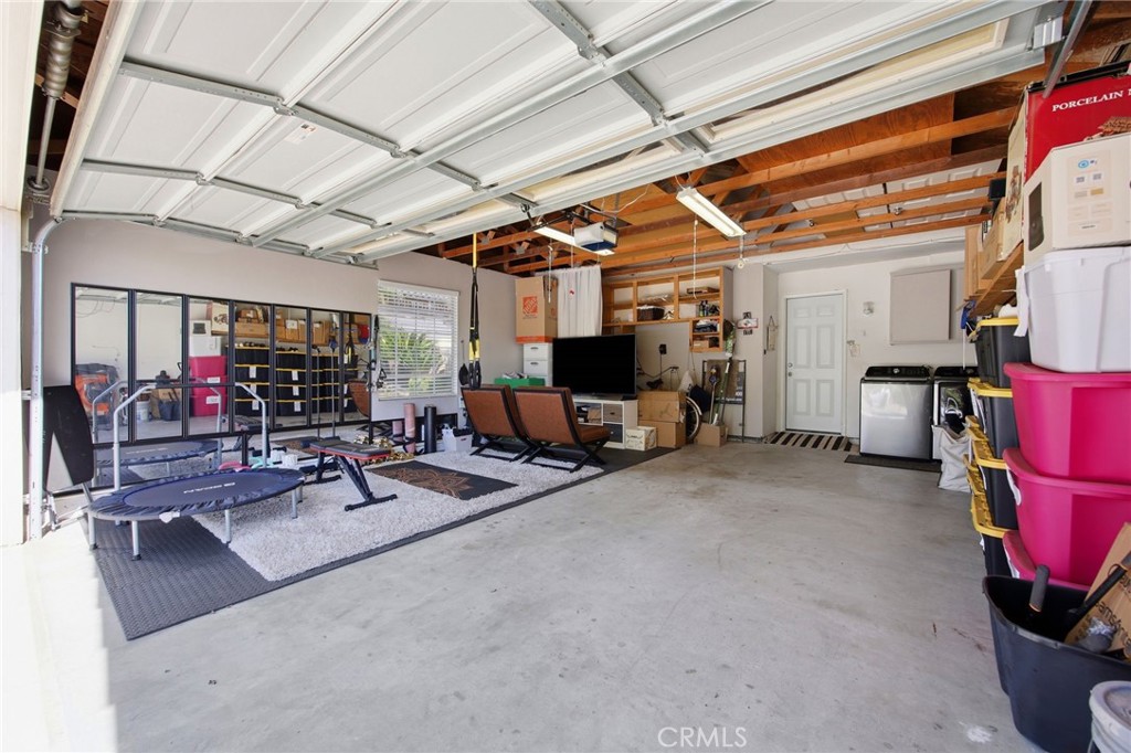 6393 Kettle Peak Place Property Photo 36