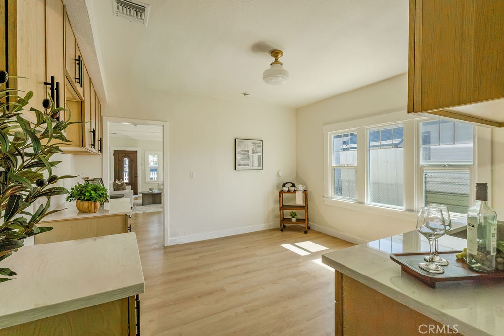 1135 Columbia Street Property Photo 13