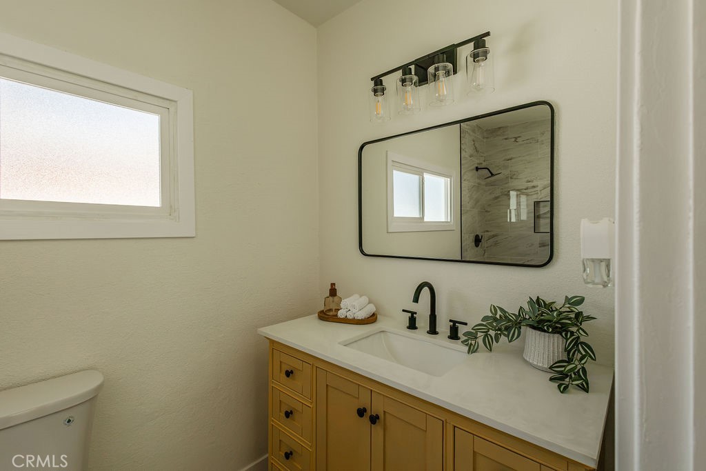 1135 Columbia Street Property Photo 17