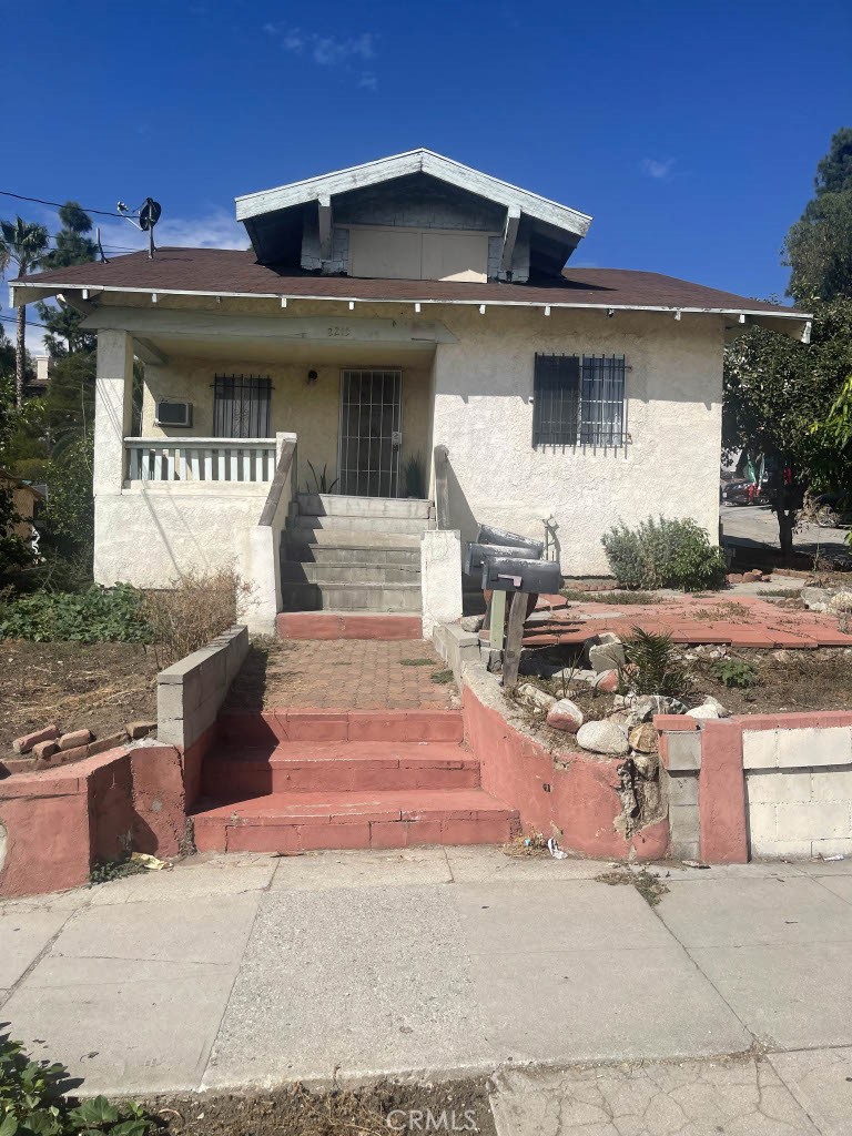 2215 Parkside Property Photo 1