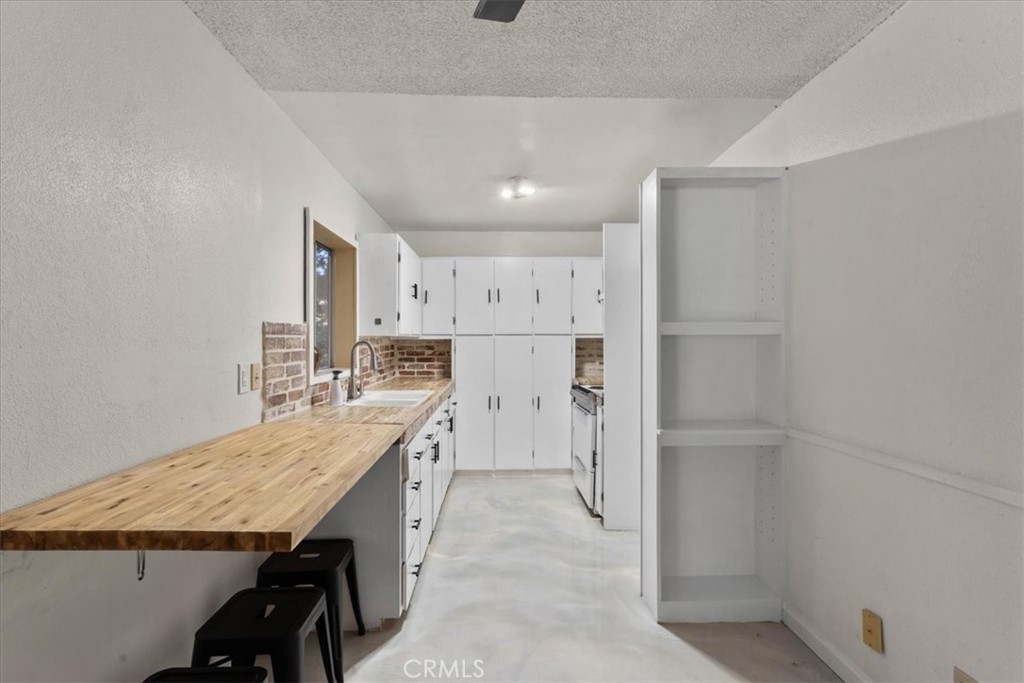 24868 Edelweiss Drive Property Photo 11