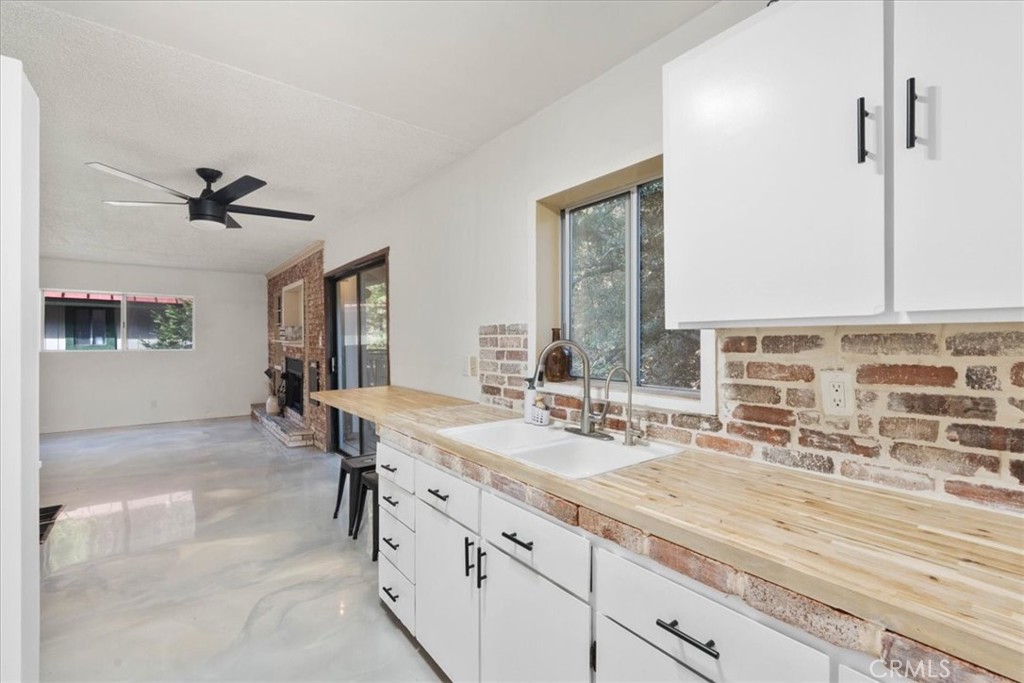 24868 Edelweiss Drive Property Photo 14