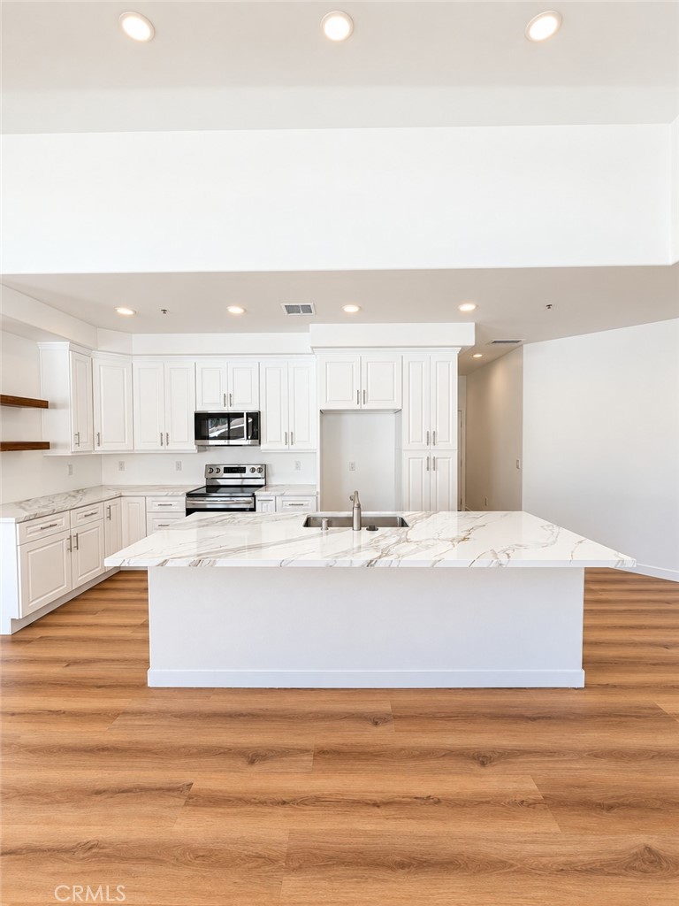 1290 Pennsylvania Property Photo 5