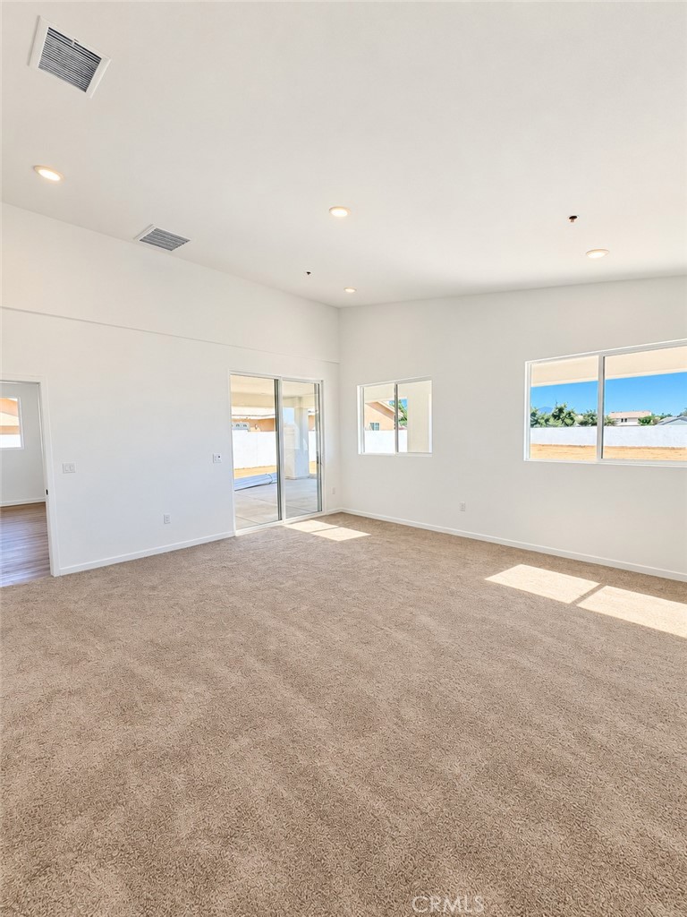 1290 Pennsylvania Property Photo 11