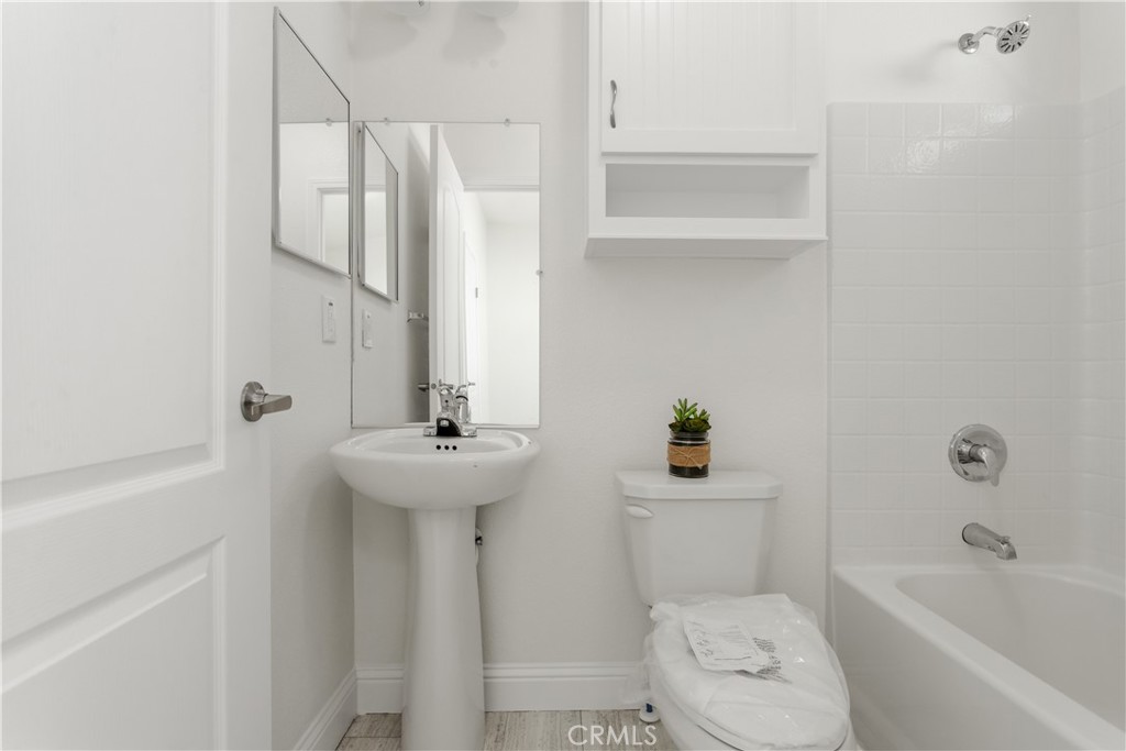 8250 Lankershim Boulevard 80 Property Photo 13