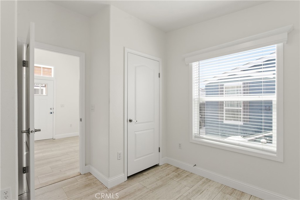 8250 Lankershim Boulevard 80 Property Photo 14