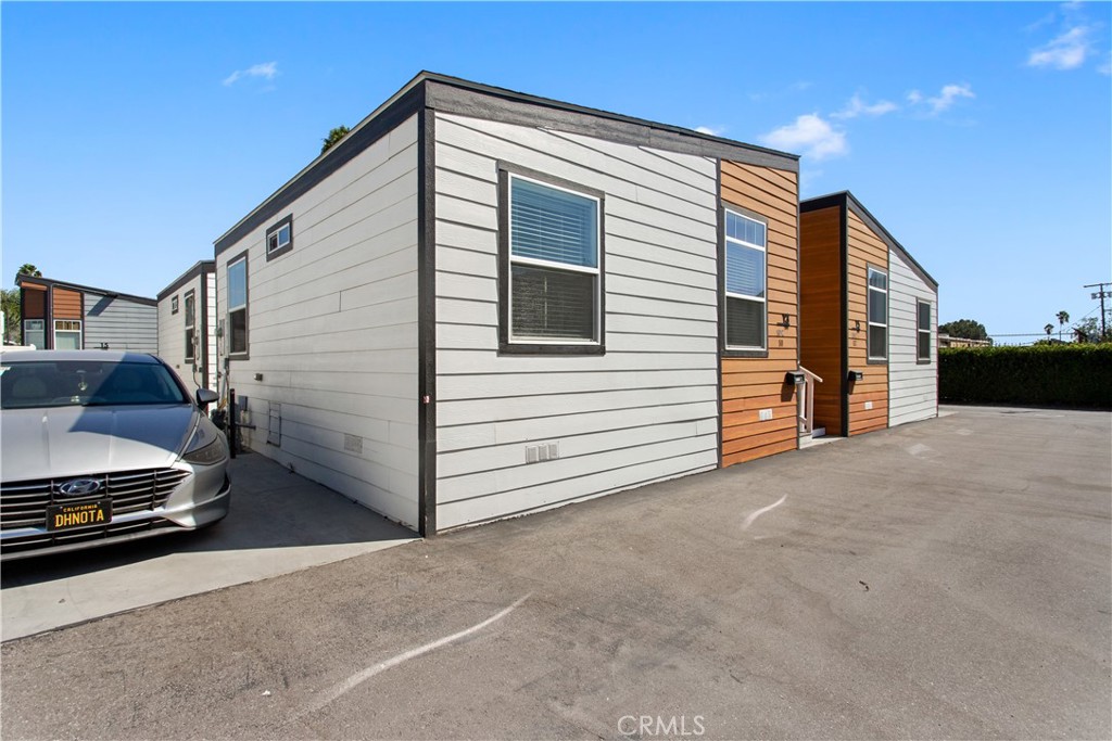 8250 Lankershim Boulevard 80 Property Photo 17