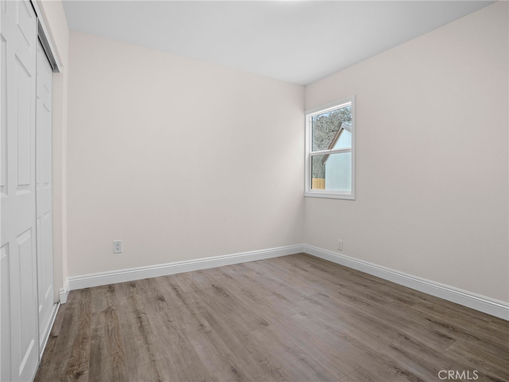 2422 N Forest Property Photo 13