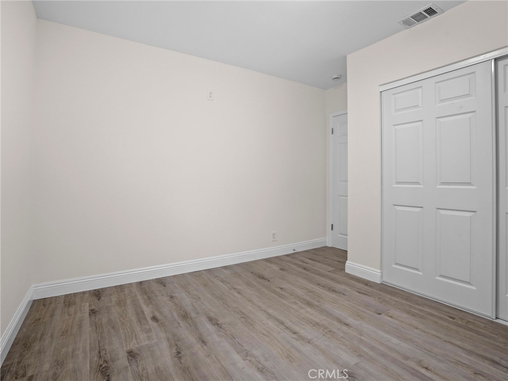2422 N Forest Property Photo 14