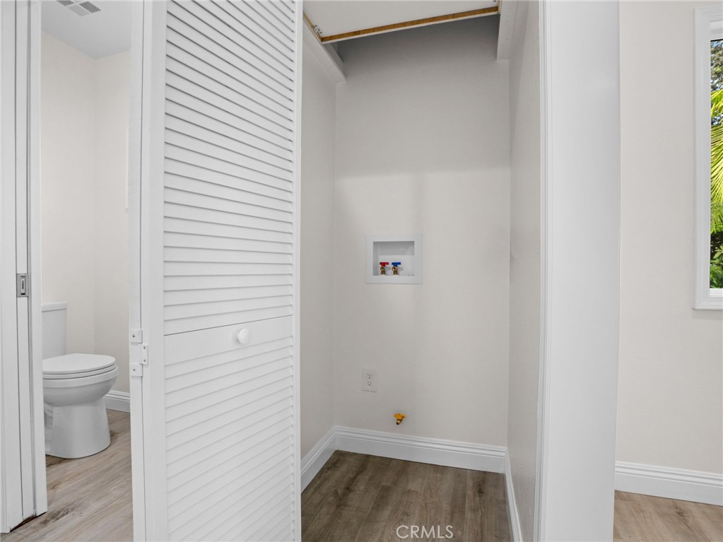 2422 N Forest Property Photo 30