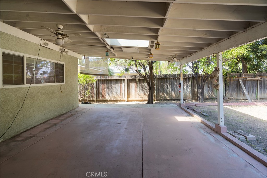 1421 E Harvest Moon Property Photo 13