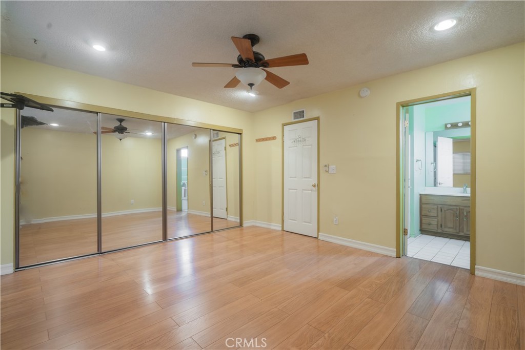 1421 E Harvest Moon Property Photo 28