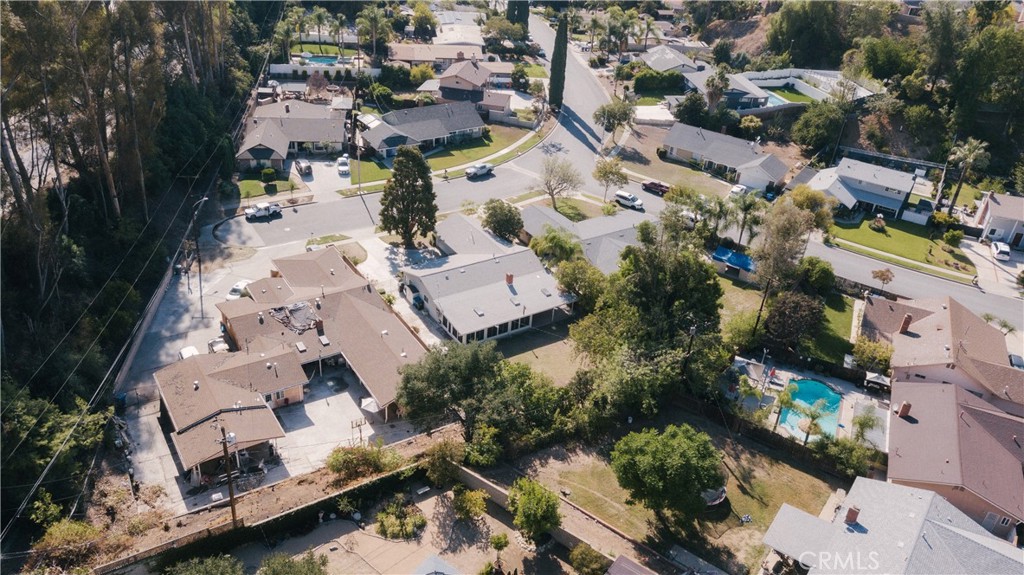 1421 E Harvest Moon Property Photo 37