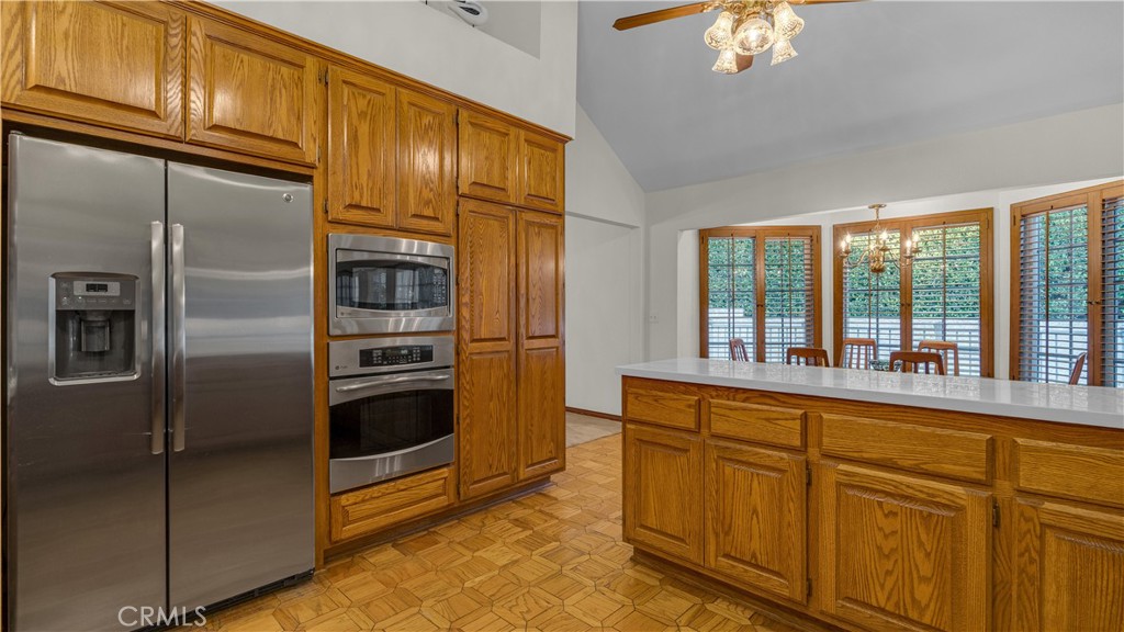 2162 Cumberland Property Photo 8