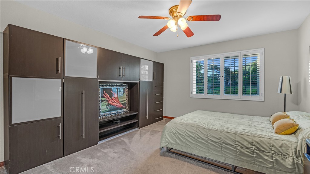 2162 Cumberland Property Photo 15