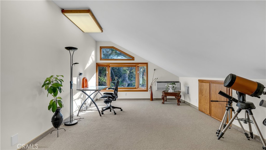2162 Cumberland Property Photo 27