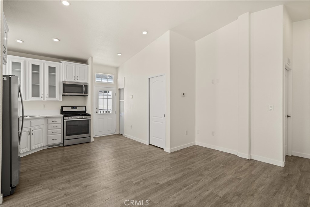 8250 Lankershim Boulevard Space 19 Property Photo 3