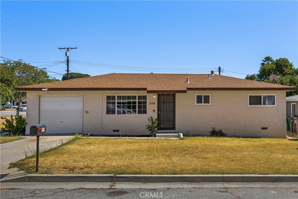 574 N 6th Street Property Photo 1