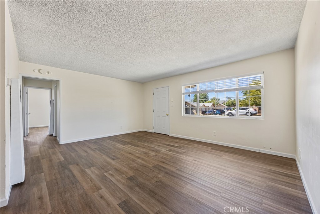 574 N 6th Street Property Photo 16