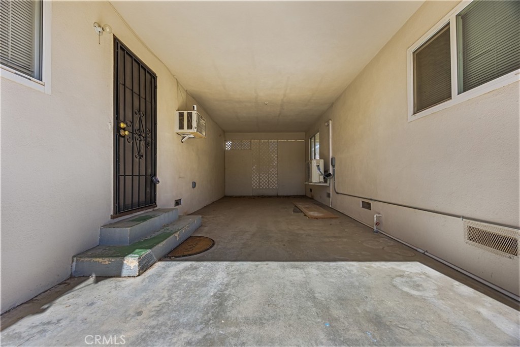 574 N 6th Street Property Photo 27