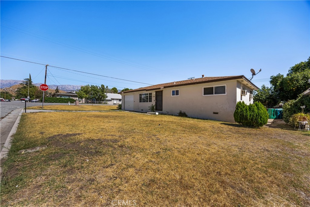 574 N 6th Street Property Photo 28