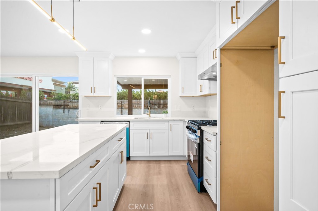 1266 Lorraine Property Photo 15