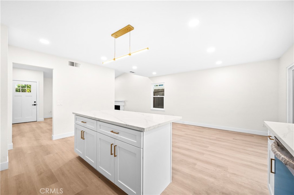 1266 Lorraine Property Photo 19