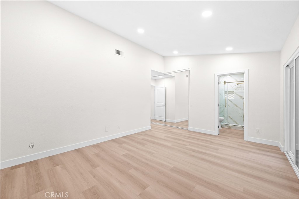1266 Lorraine Property Photo 23