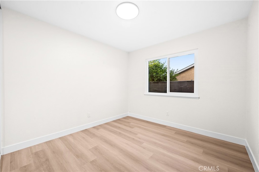 1266 Lorraine Property Photo 27