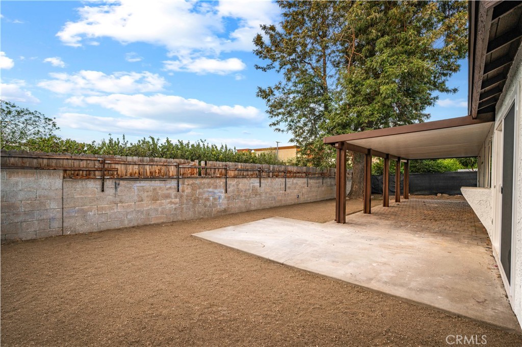 1266 Lorraine Property Photo 36