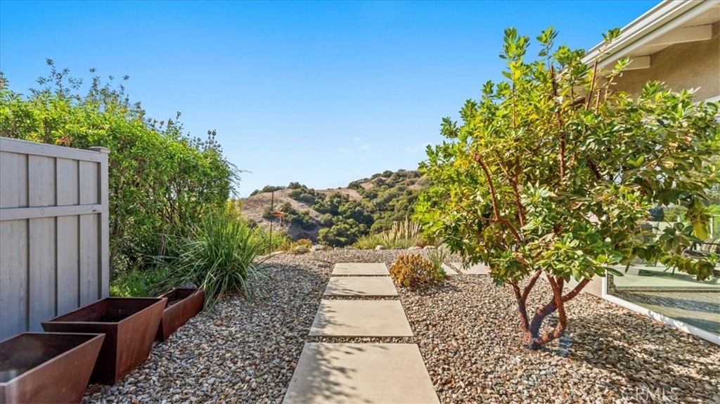 2653 N Mountain Avenue Property Photo 44