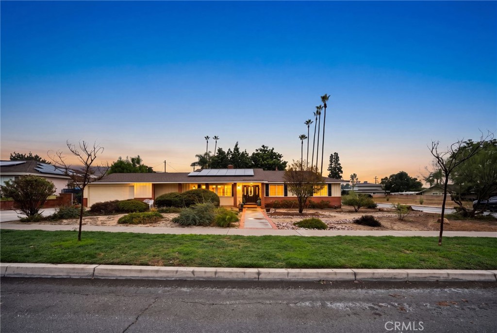 3883 Valencia Avenue Property Photo 1