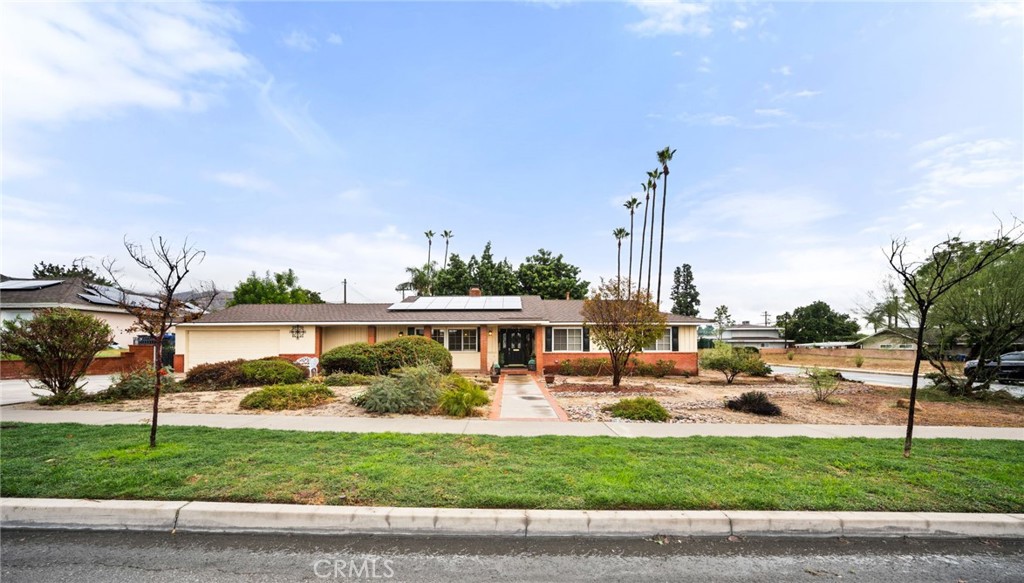 3883 Valencia Avenue Property Photo 5